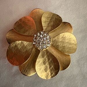 Premier Designs Gold Flower Pin Brooch Pendant
